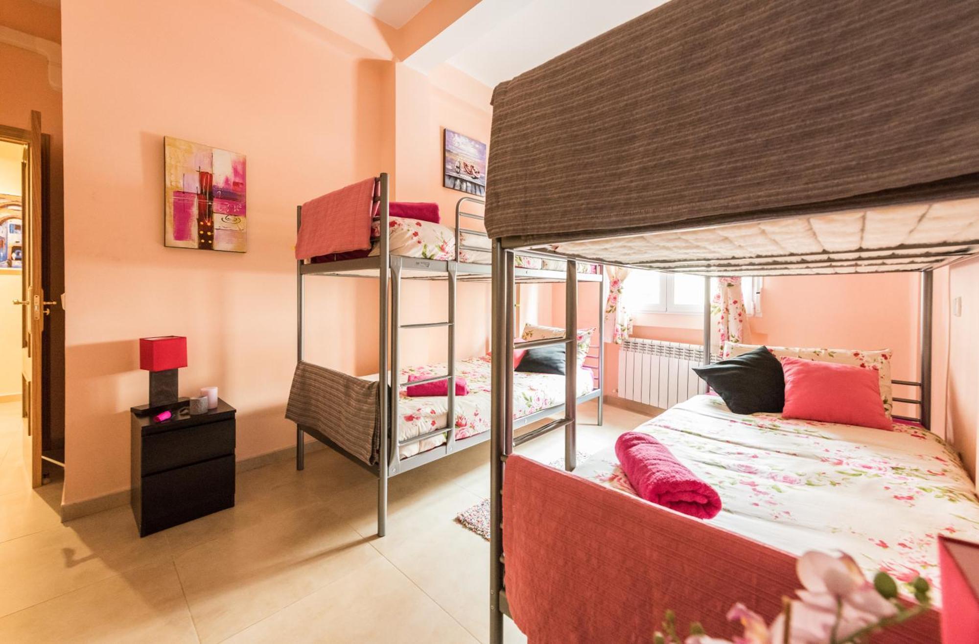 Apartamentos Madrid Xxxiii - Alojamiento De Temporada Szoba fotó