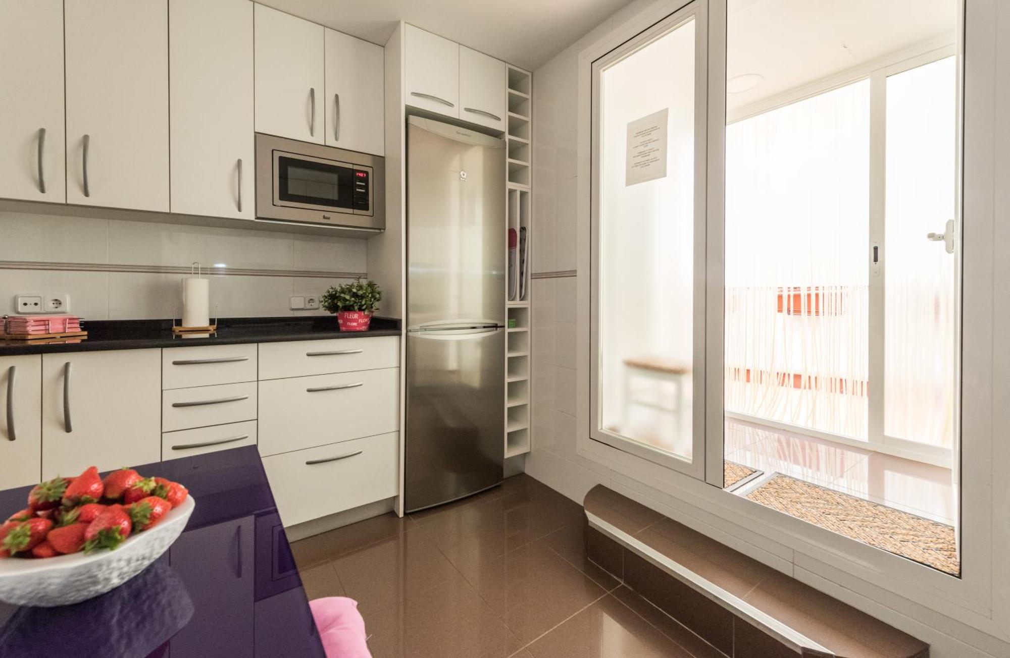 Apartamentos Madrid Xxxiii - Alojamiento De Temporada Szoba fotó