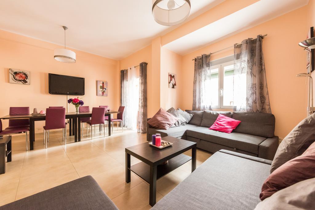 Apartamentos Madrid Xxxiii - Alojamiento De Temporada Kültér fotó