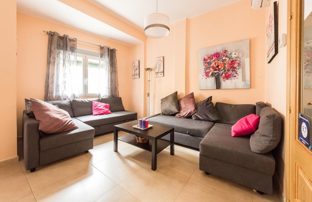 Apartamentos Madrid Xxxiii - Alojamiento De Temporada Kültér fotó