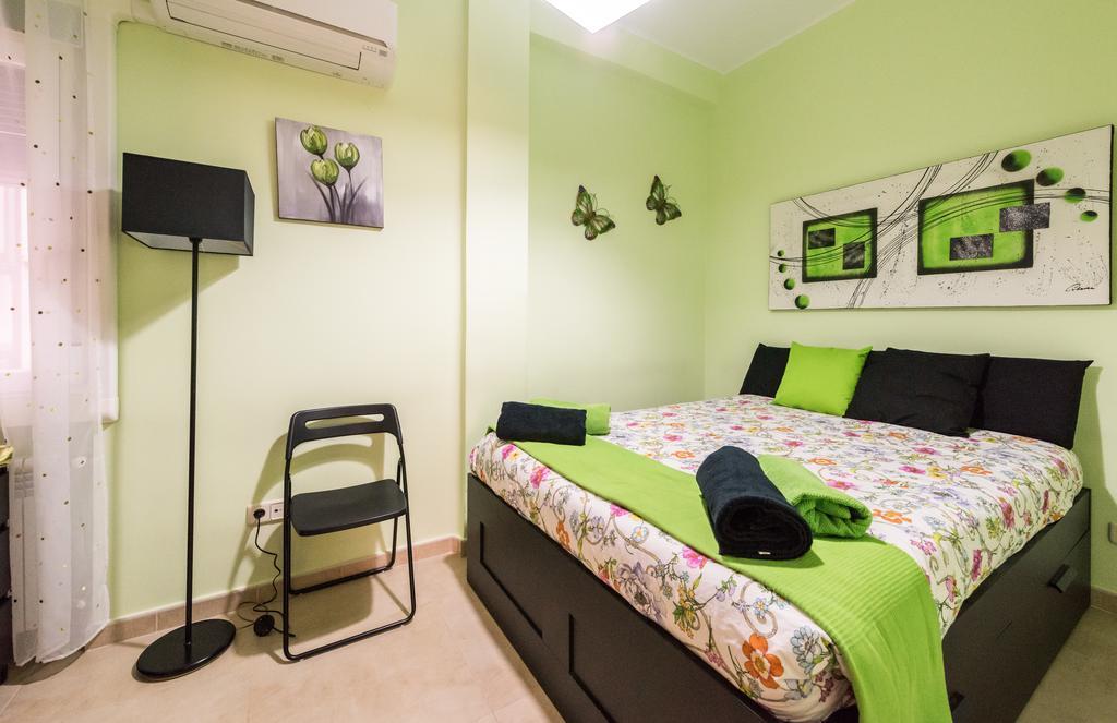 Apartamentos Madrid Xxxiii - Alojamiento De Temporada Kültér fotó