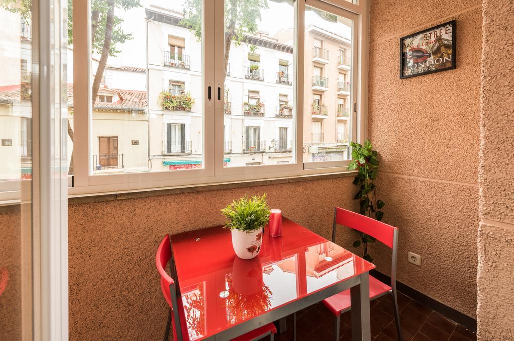 Apartamentos Madrid Xxxiii - Alojamiento De Temporada Kültér fotó