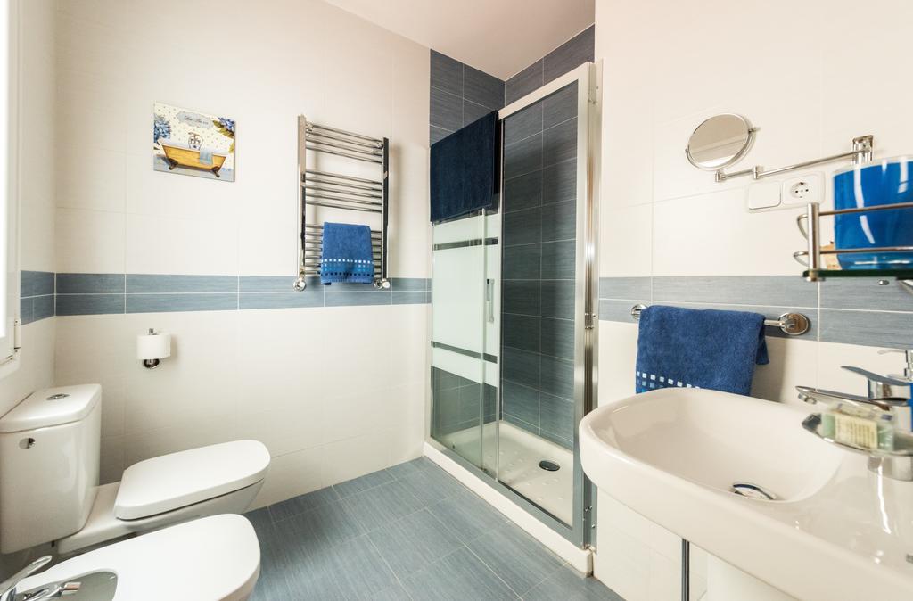 Apartamentos Madrid Xxxiii - Alojamiento De Temporada Kültér fotó